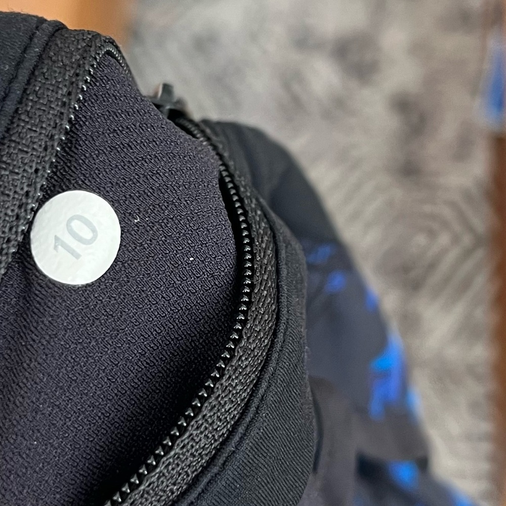 Lululemon Speed Short - Picture 6 of 6